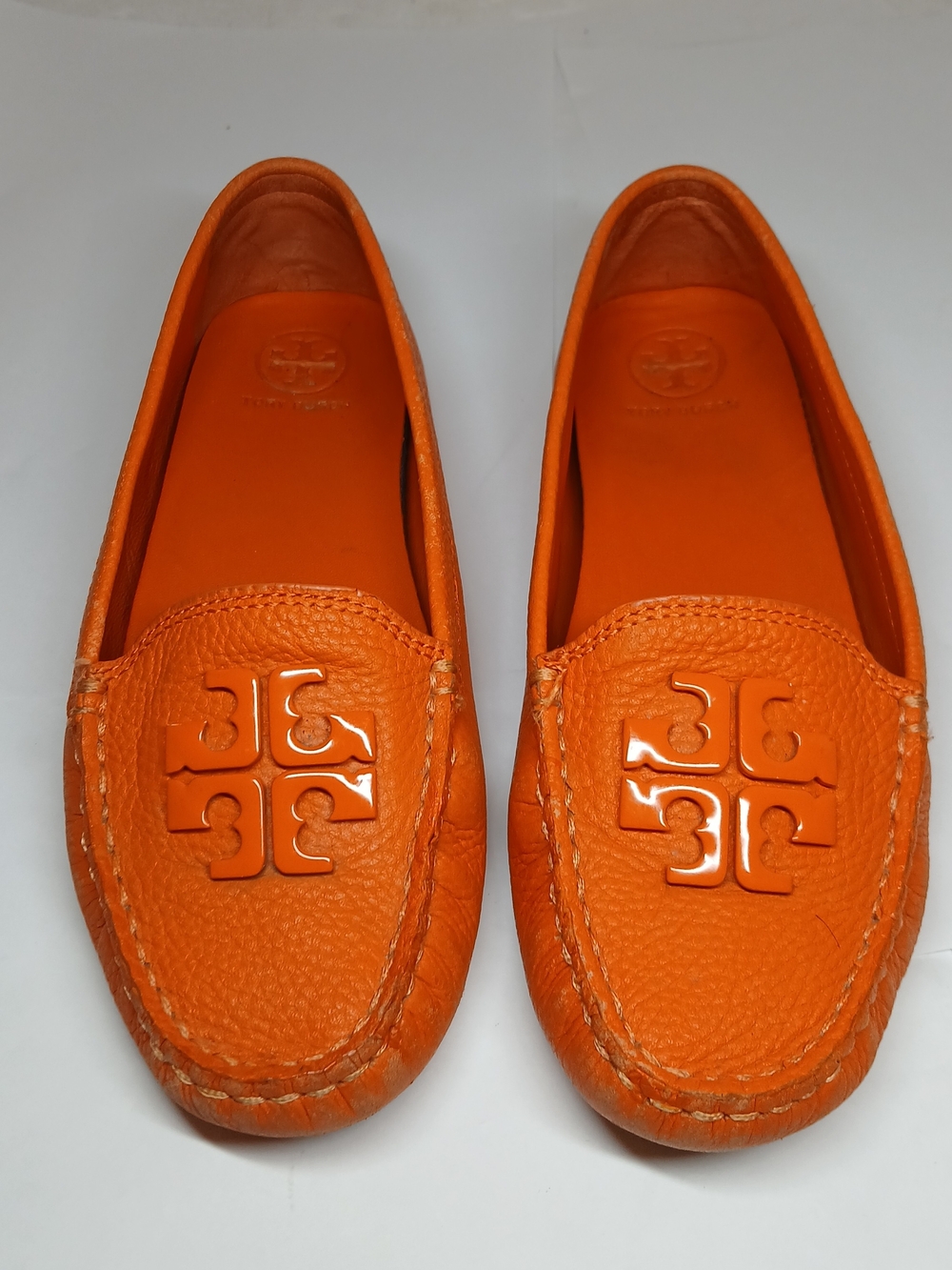 Tory Burch Orange Leather Loafer Flats Womens Size 5 Round Toe Slip On